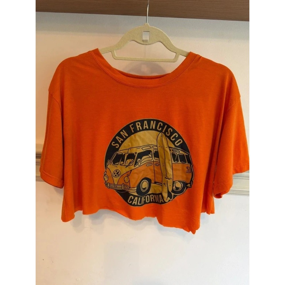 Women's Crop Top Graphic Tshirt